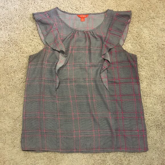 Plaid & Puppytooth Ruffled Sleeveless Blouse - Picture 11 of 14